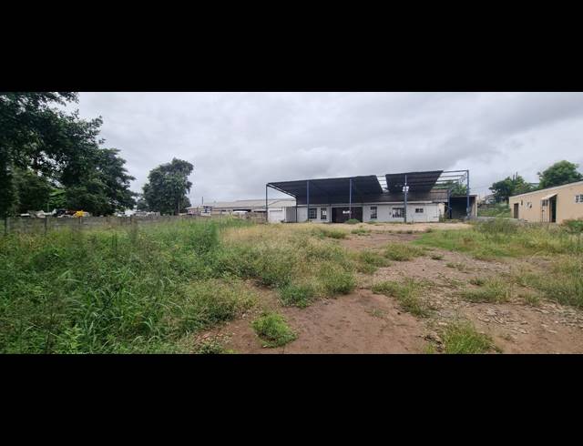 M² WORKSHOP FOR SALE IN ESHOWE